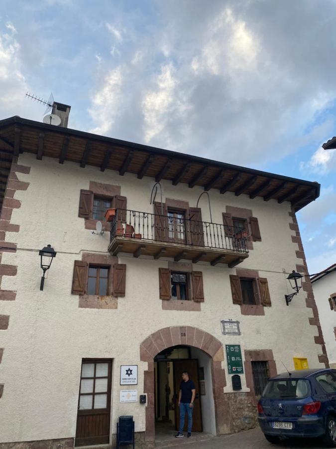 Albergue Turistico De Eugi Exterior foto